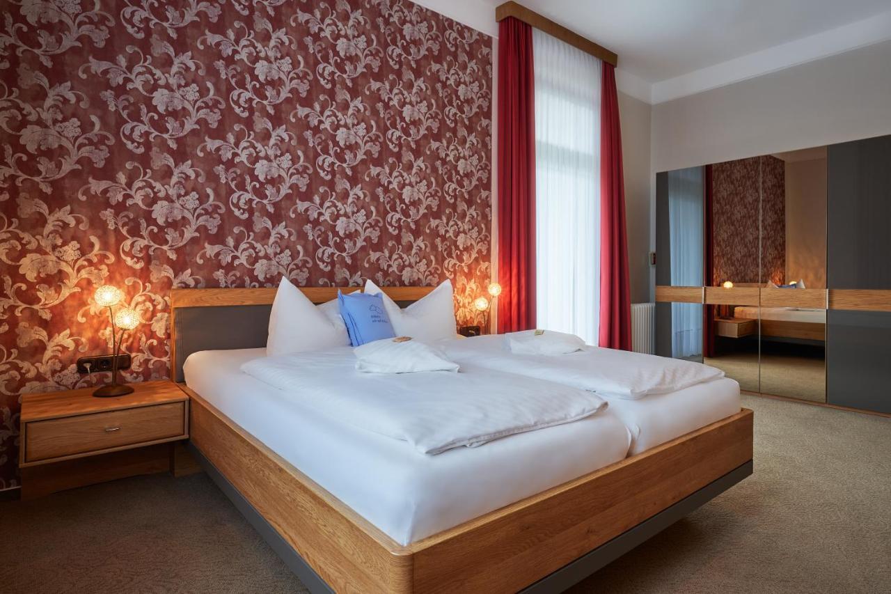 Vitalhotel Am Stadtpark Superior Бад Харцбург Екстериор снимка
