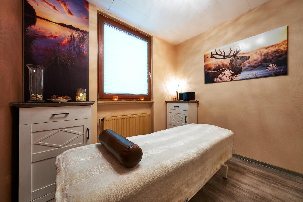 Vitalhotel Am Stadtpark Superior Бад Харцбург Екстериор снимка