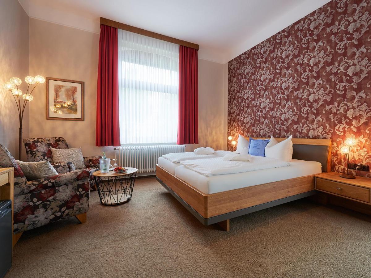 Vitalhotel Am Stadtpark Superior Бад Харцбург Екстериор снимка