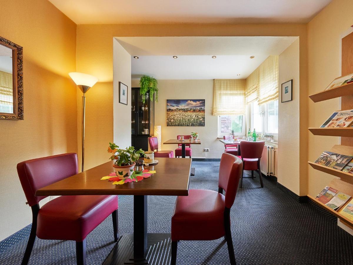 Vitalhotel Am Stadtpark Superior Бад Харцбург Екстериор снимка