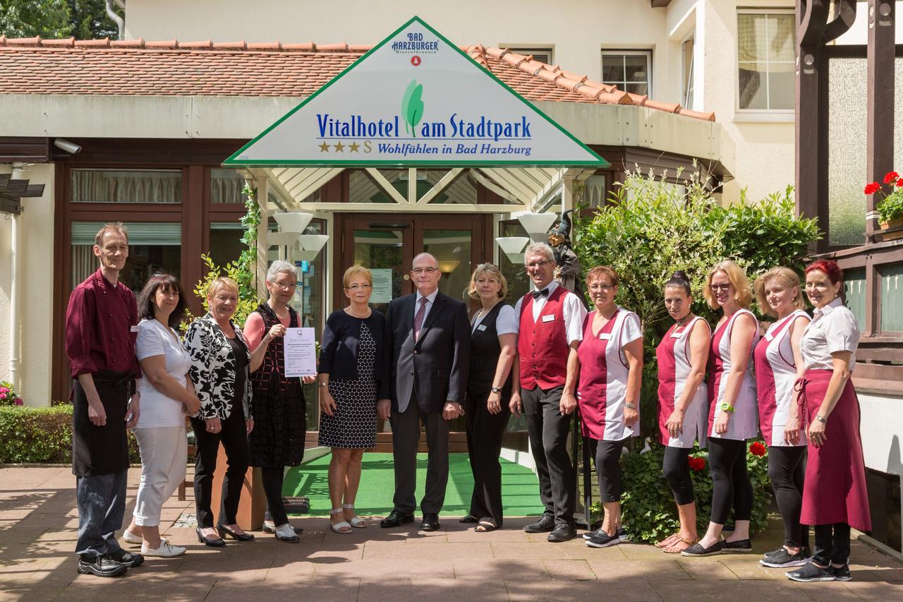 Vitalhotel Am Stadtpark Superior Бад Харцбург Екстериор снимка