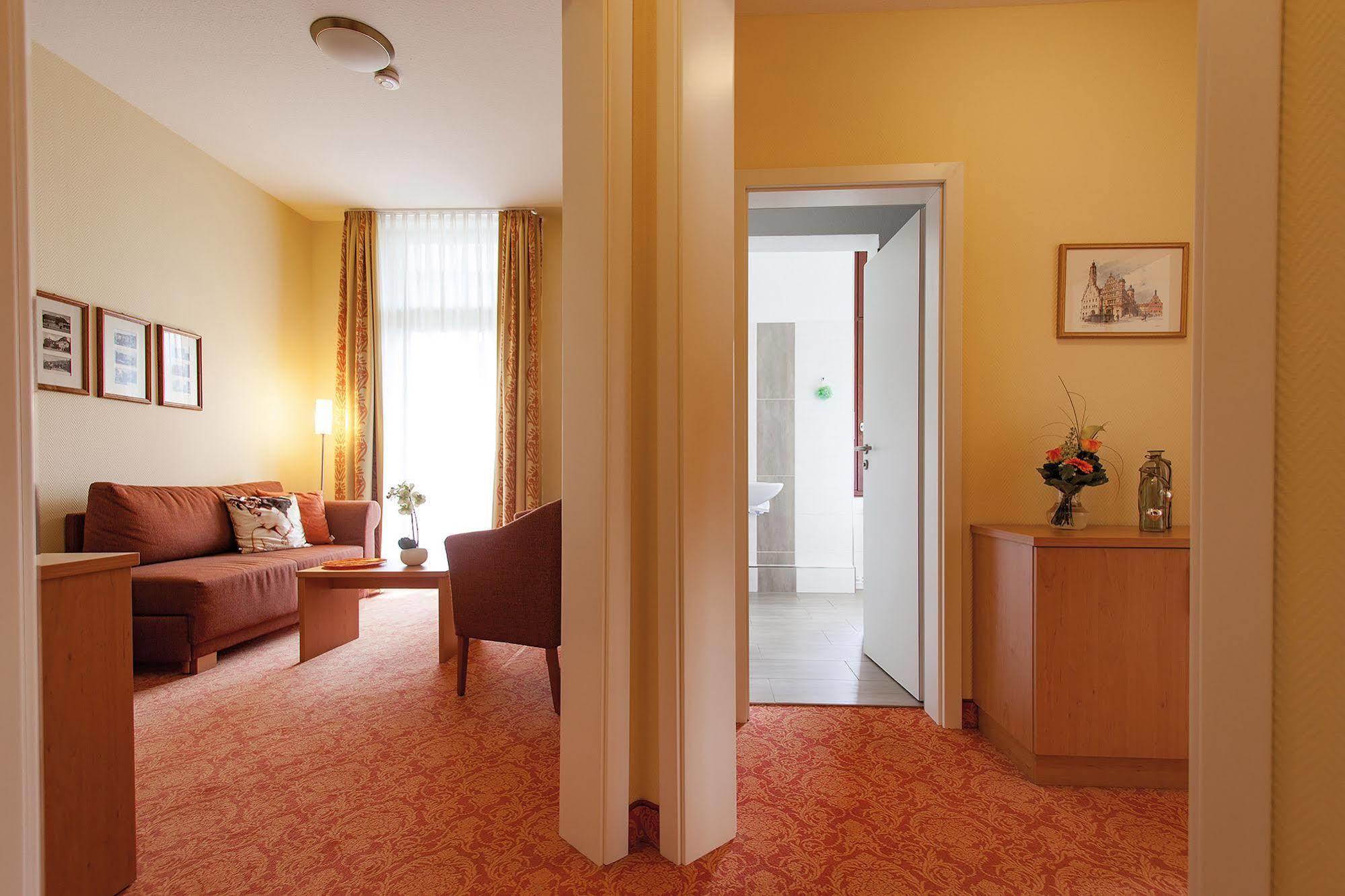 Vitalhotel Am Stadtpark Superior Бад Харцбург Екстериор снимка