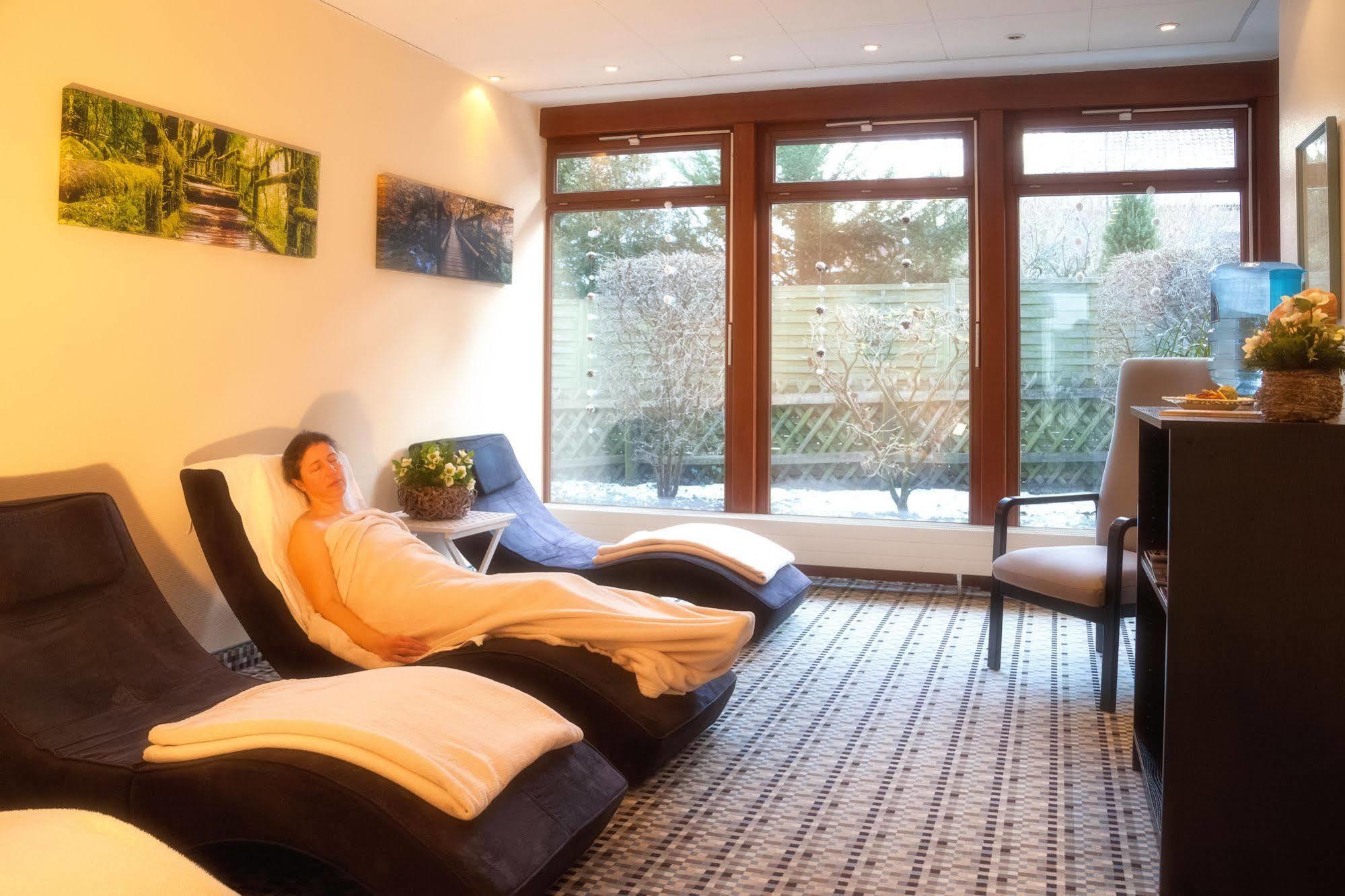 Vitalhotel Am Stadtpark Superior Бад Харцбург Екстериор снимка