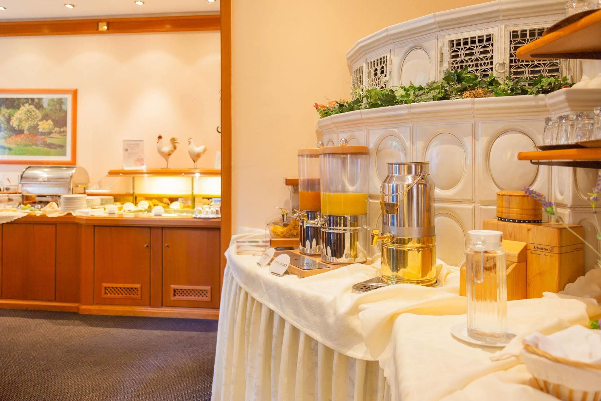 Vitalhotel Am Stadtpark Superior Бад Харцбург Екстериор снимка